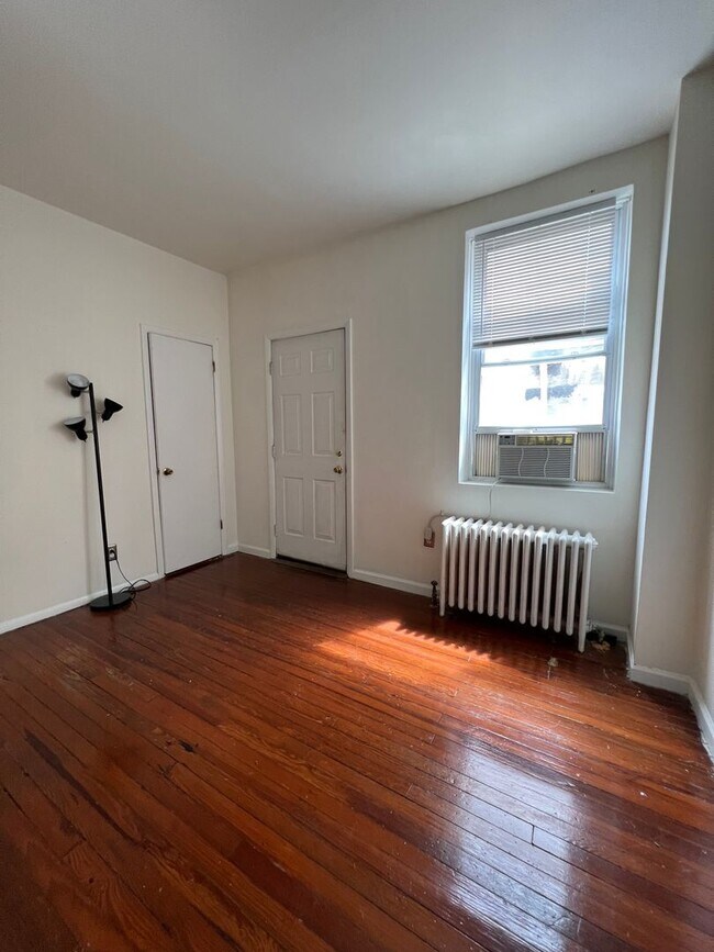 Foto del edificio - 721 Bainbridge St