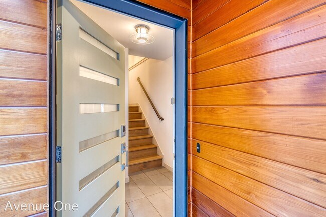 Foto del edificio - 3 br, 2 bath House - 9753 Woodlawn Ave N