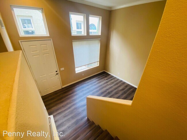 Building Photo - 2 br, 2.5 bath House - 3742 Mykonos Lane #120
