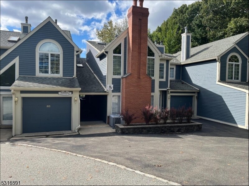 Primary Photo - 155 Surrey Ct