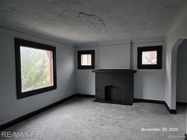 Foto del edificio - 9379 Manor St