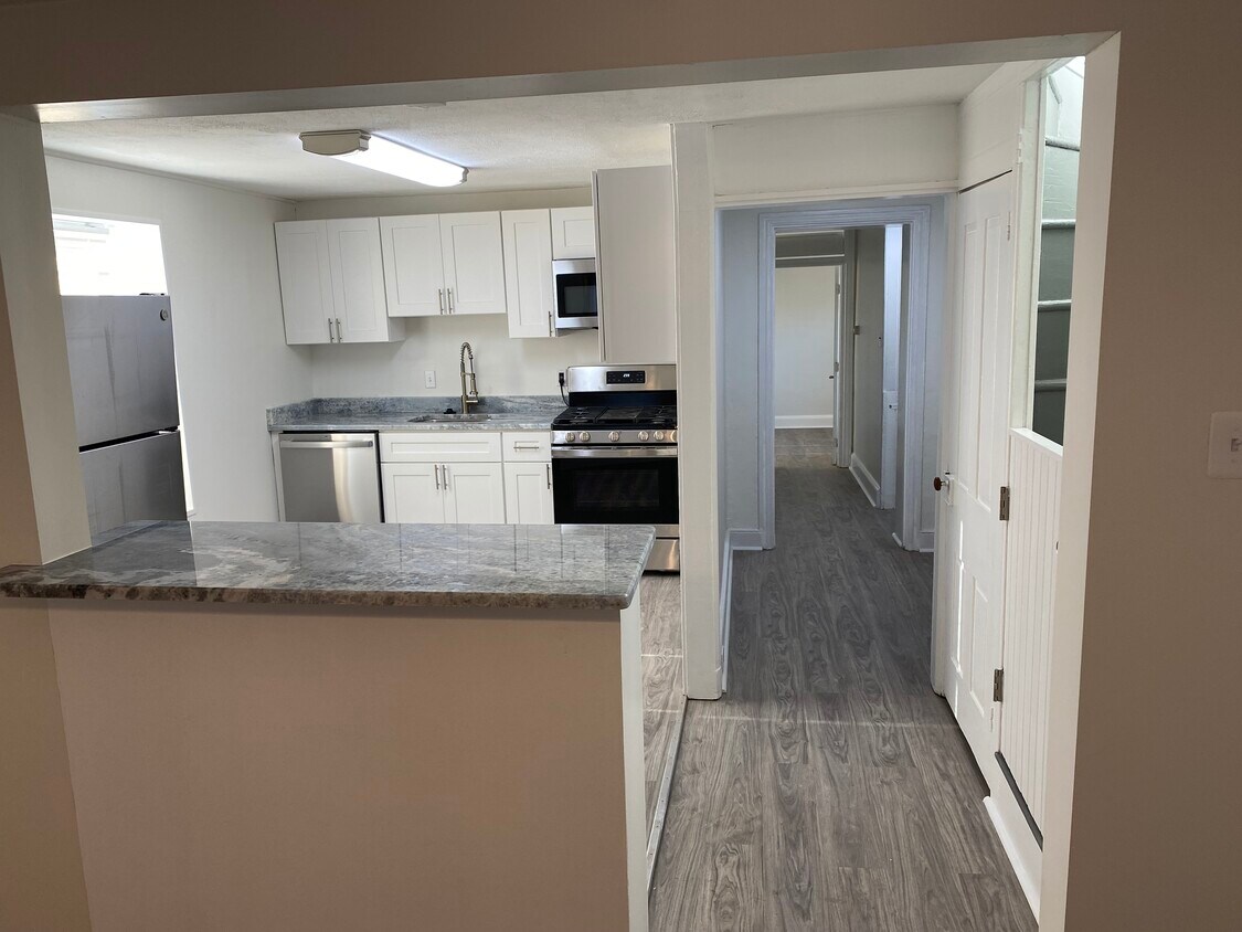 kitchen and hallway to bedroom - 508 Central Ave