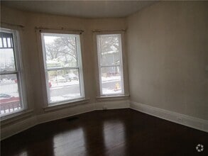 Building Photo - 389 Meigs St