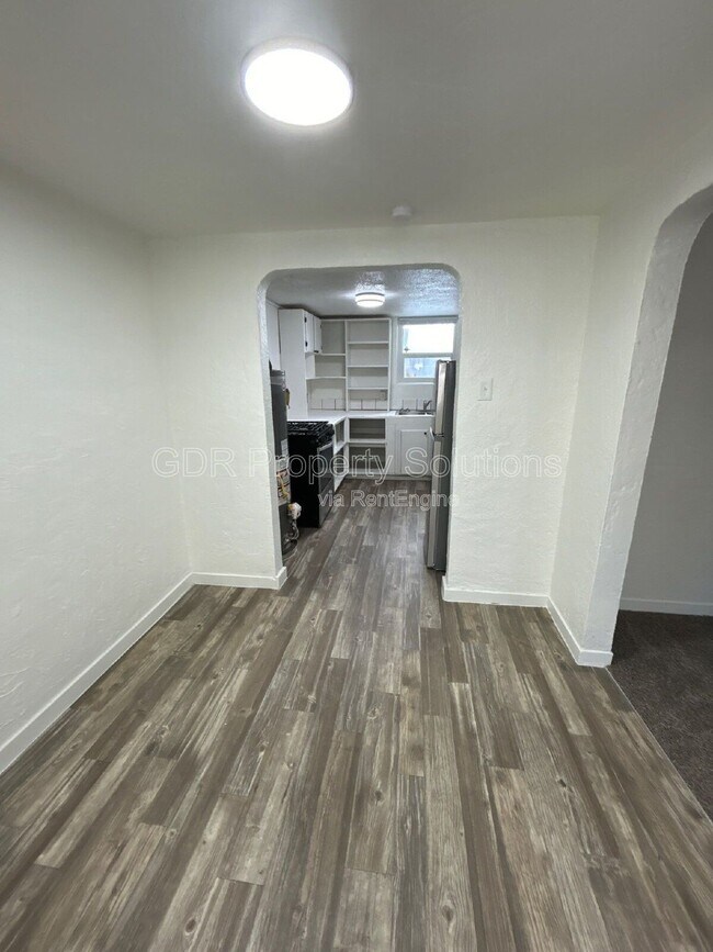 Foto del edificio - 3209 Burton Ave SE