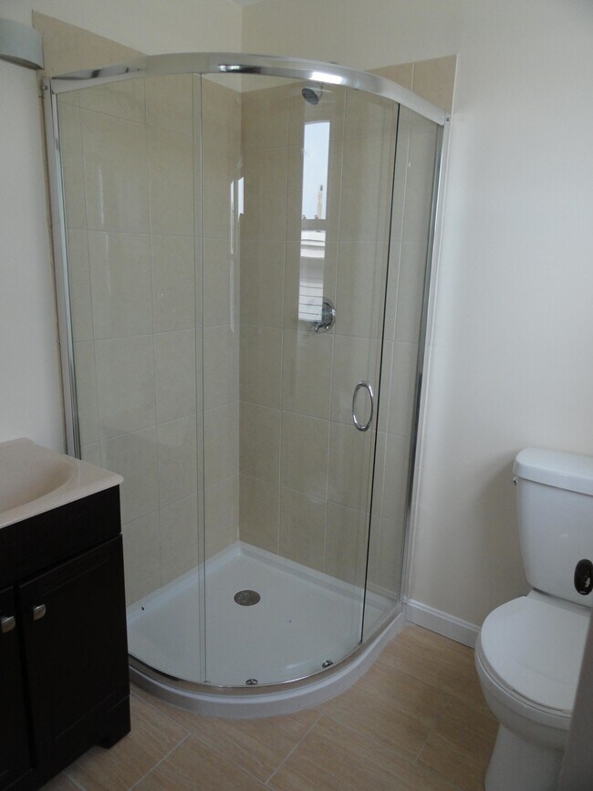 Foto del edificio - 17 Bond St