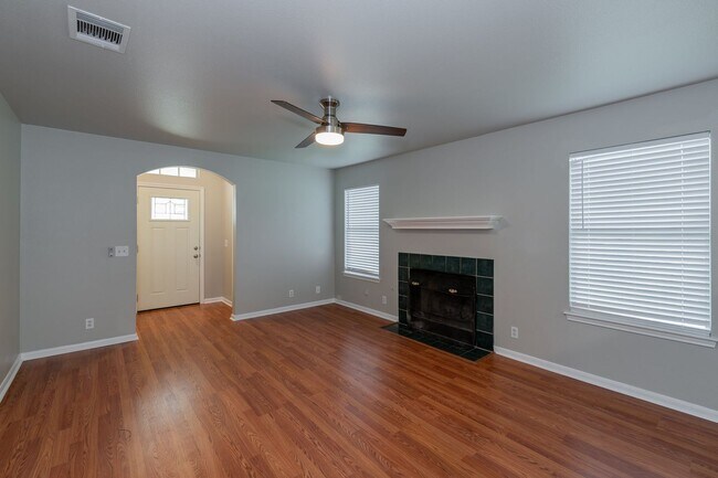 Building Photo - 1202 Still Meadow Dr