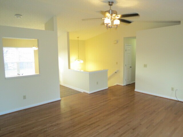 Foto del edificio - 4018 Cailin Dr