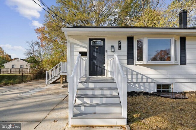 Foto del edificio - 2414 Phillips Dr