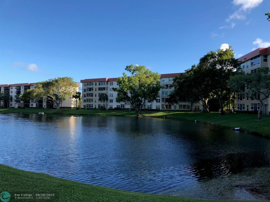 4091 Cypress Reach Ct Unit 305, Pompano Beach, FL 33069 Condo for