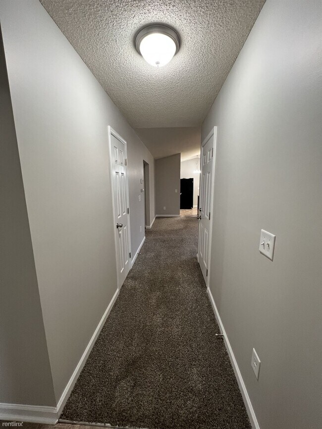 Building Photo - 3 br, 2 bath House - 16 Hillrise Ct