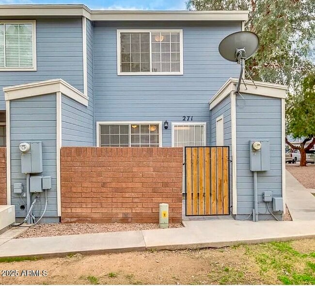 Building Photo - 2301 E University Dr