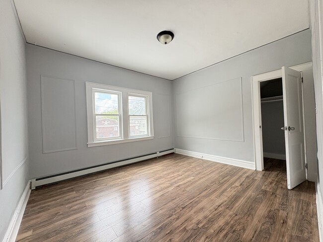 Foto del edificio - 295 Renner Ave
