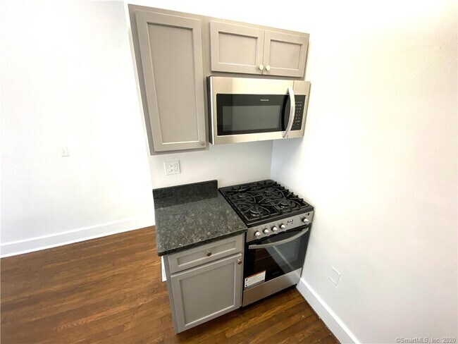 Foto del edificio - 831 Whalley Ave