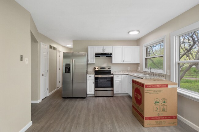 Foto del edificio - 1423 Cove Ln