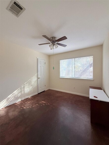 Foto del edificio - 8621 Talyne Chaise Cir