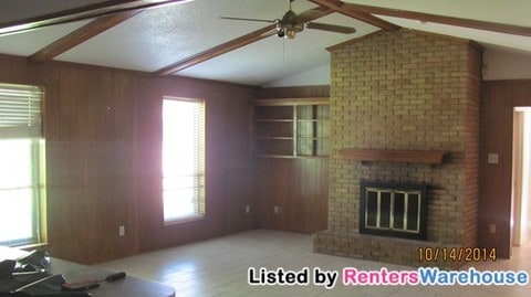 Building Photo - 4821 Lomax Dr
