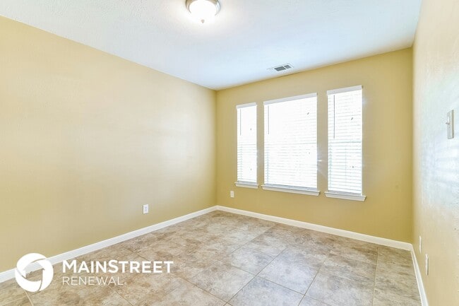 Foto del edificio - 18415 Green Cypress Ct