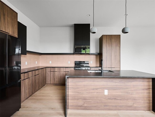 Foto del edificio - 412 Hackberry Ln