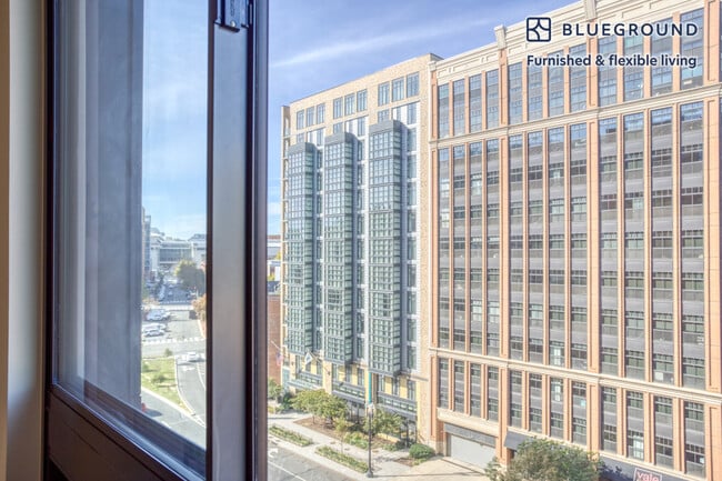 Foto del edificio - 425 L St NW