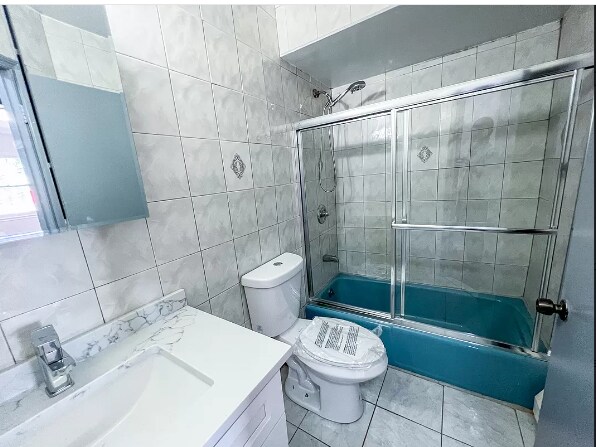 Foto del edificio - 2746 E 11th St