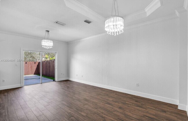 Foto del edificio - 14055 SW 51st Ln