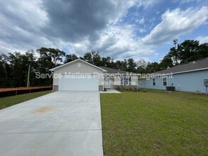 Building Photo - 6521 June Bug Dr