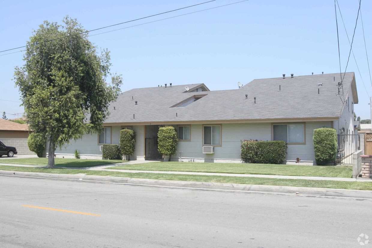 Primary Photo - 14249 Broadway