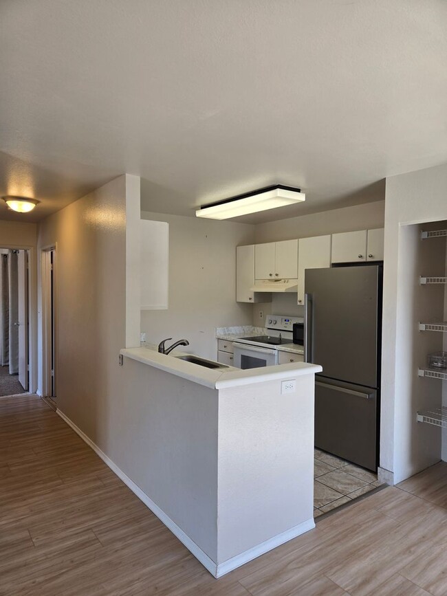 Building Photo - 2 bedroom 1.5 bath in Kihei