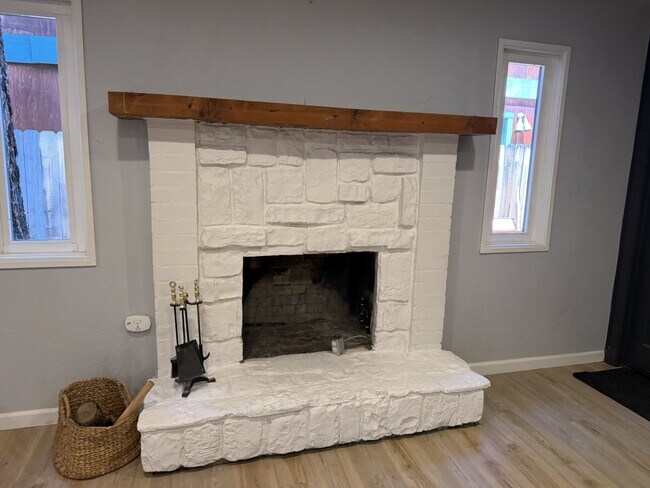 Foto del edificio - 3204 Apple St