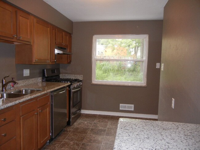 Foto del edificio - 7224-7226 Church Ave - (26217)