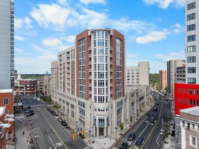 Foto del edificio - 20 Livingston Ave