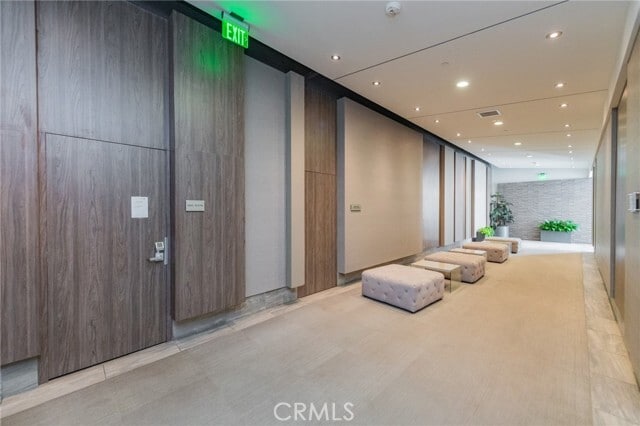 Building Photo - 482 S Arroyo Pkwy
