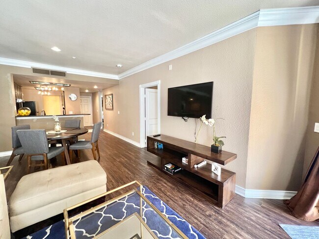Foto del edificio - $1000 Off 1st Months Rent! Luxurious 2 Bed...