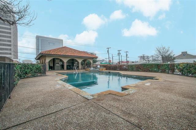Foto del edificio - 5757 E University Blvd