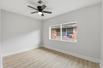Building Photo - 3411 Wentworth St