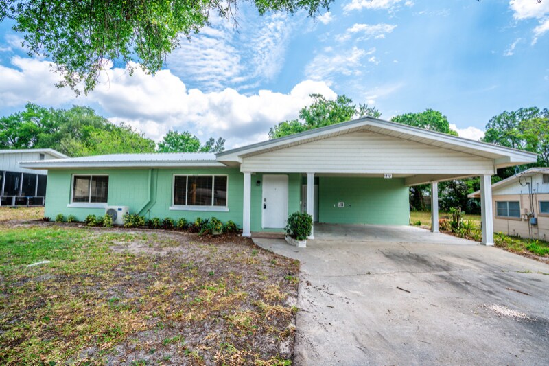 1818 4th Ct SE, Winter Haven, FL 33880 House Rental in Winter Haven