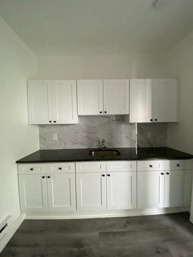 Foto del edificio - 25 Riverview Pl