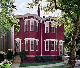 Building Photo - 331 Denniston St