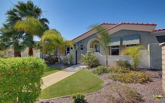 Building Photo - 1450 Amelia Way
