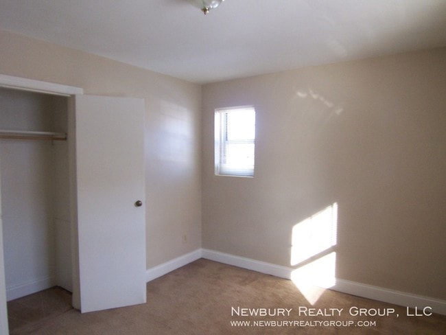 Building Photo - 319 San Juan Dr