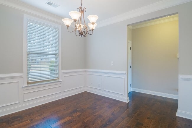 Foto del edificio - Perfect Family Home with Fenced Yard