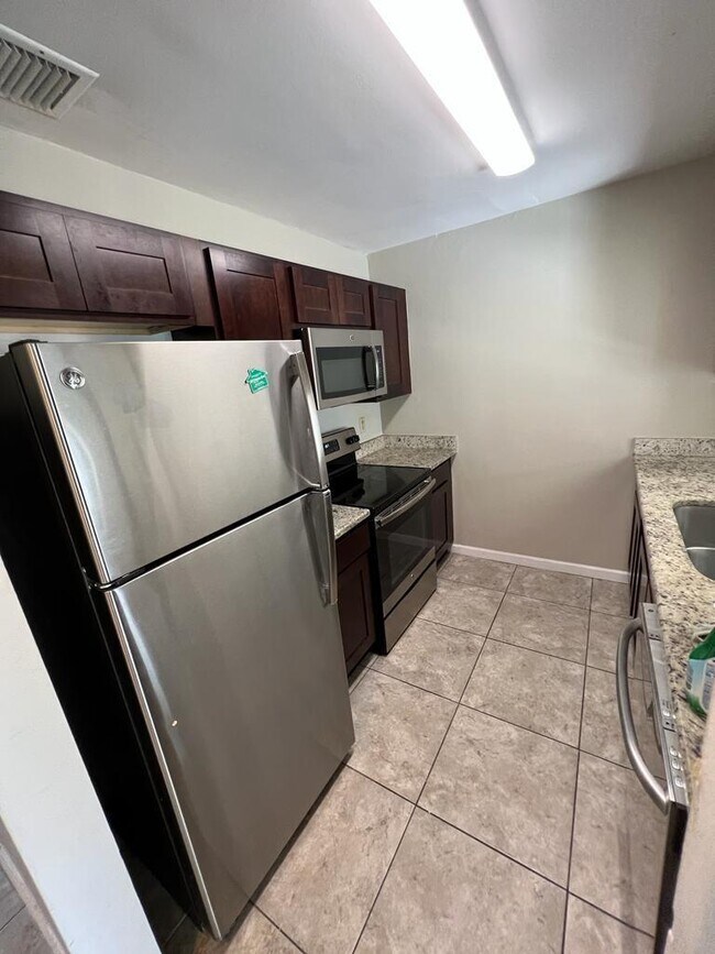 5050 Elmhurst Rd, West Palm Beach, FL 33417 Townhome Rentals in West Palm Beach FL