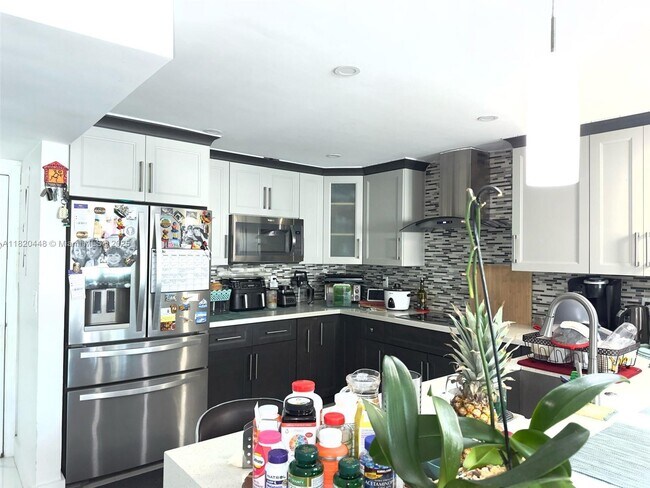 Foto del edificio - 9125 SW 77th Ave