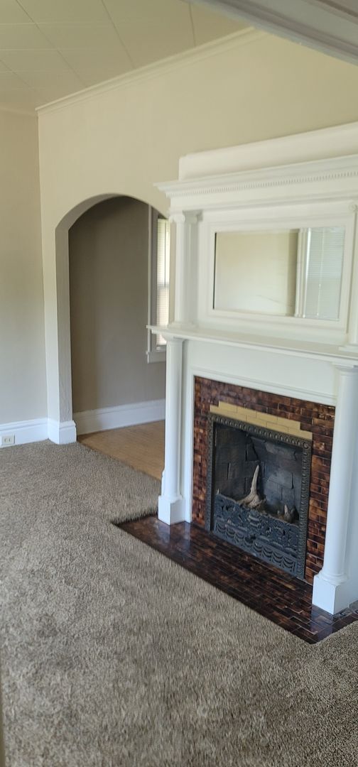 Foto del edificio - 4 bed 2 bath