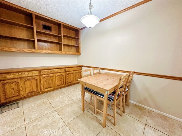 Building Photo - 37 Rockwood