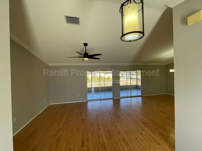 Building Photo - 25486 Avillas Ct