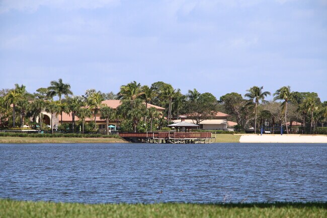 Building Photo - 135 Evergrene Pky
