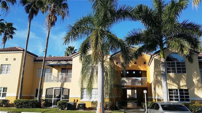 Building Photo - 3401 Winkler Ave