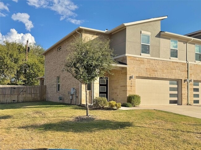 Building Photo - 1061 Winnsboro Lp