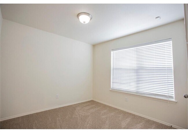 Building Photo - 2153 Benning Way